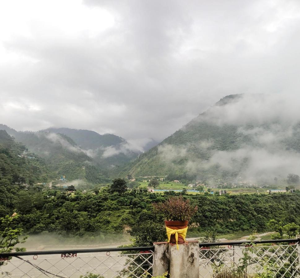 Alaknanda Homestay Karnaprayāg エクステリア 写真