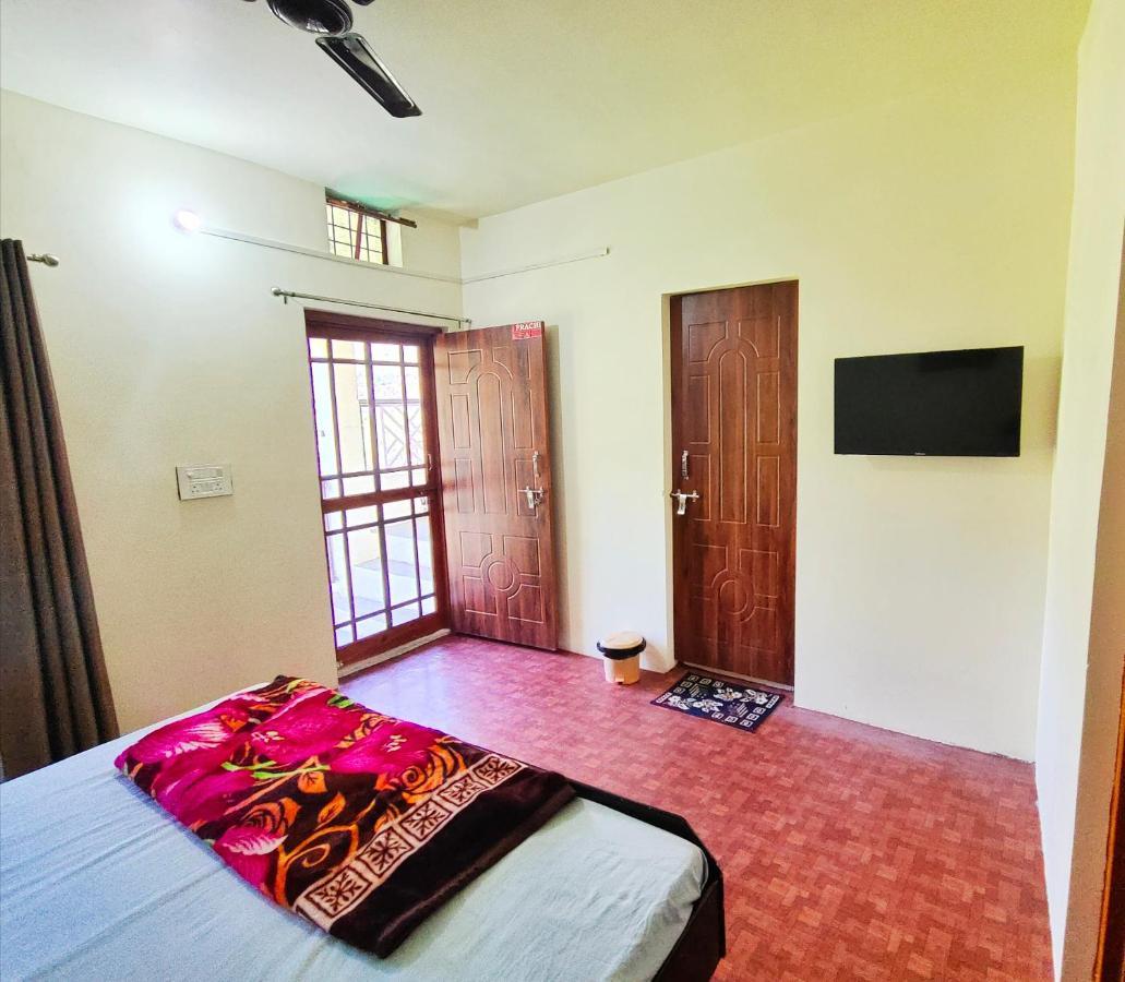 Alaknanda Homestay Karnaprayāg エクステリア 写真