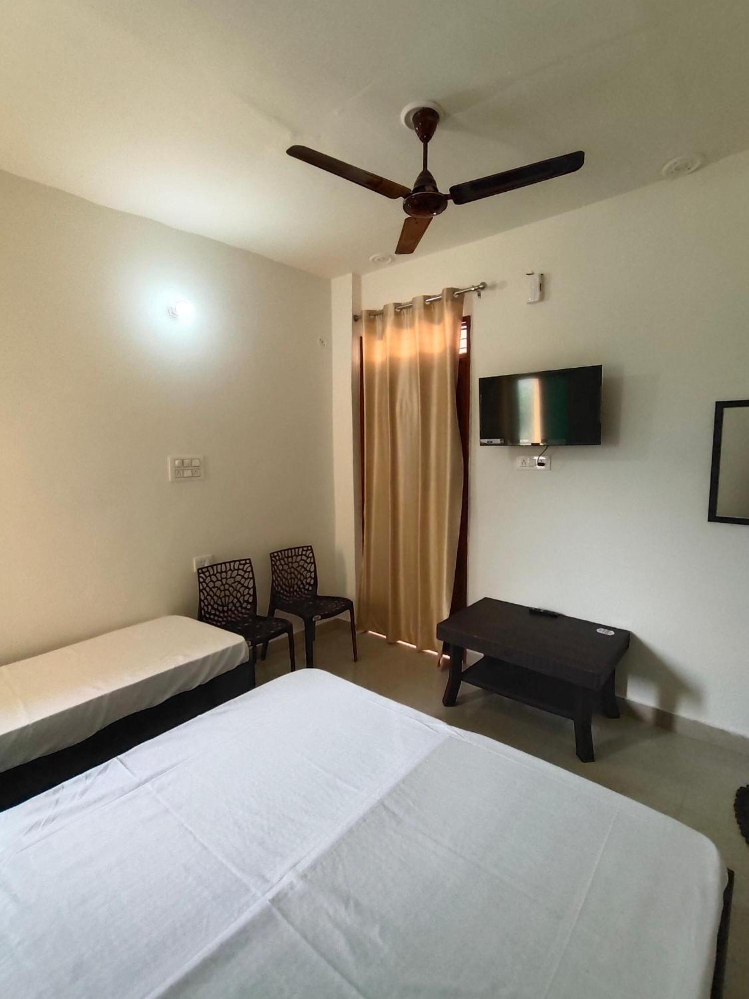 Alaknanda Homestay Karnaprayāg エクステリア 写真
